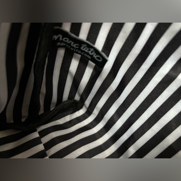 SOLD ON ANOTHER SITE Marc Tetro “All Dogs” Cosmetic Bag - Picture 3 of 3